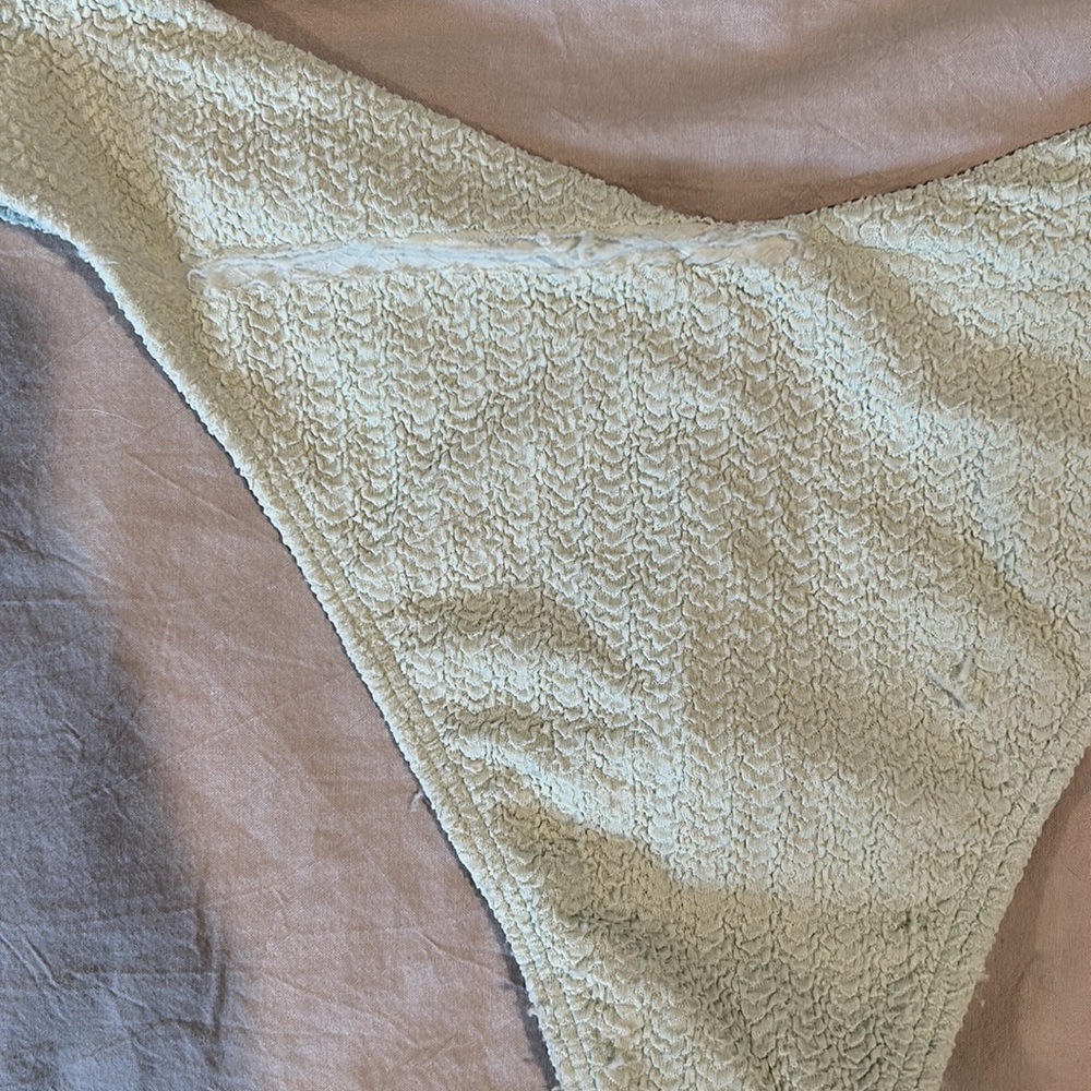 Abercrombie bathing suit size small top and bottom - Picture 3 of 3